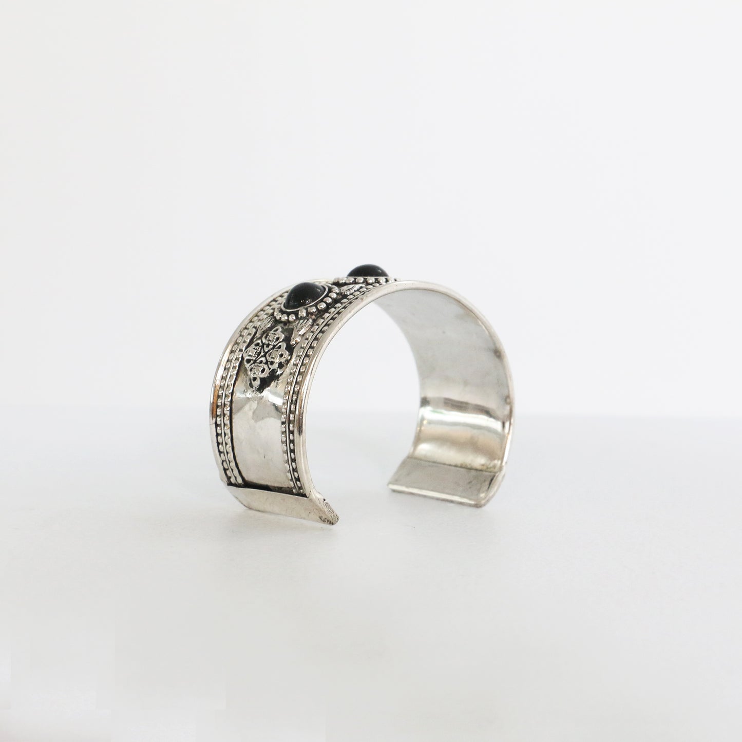 Amulya Cuff Bracelet