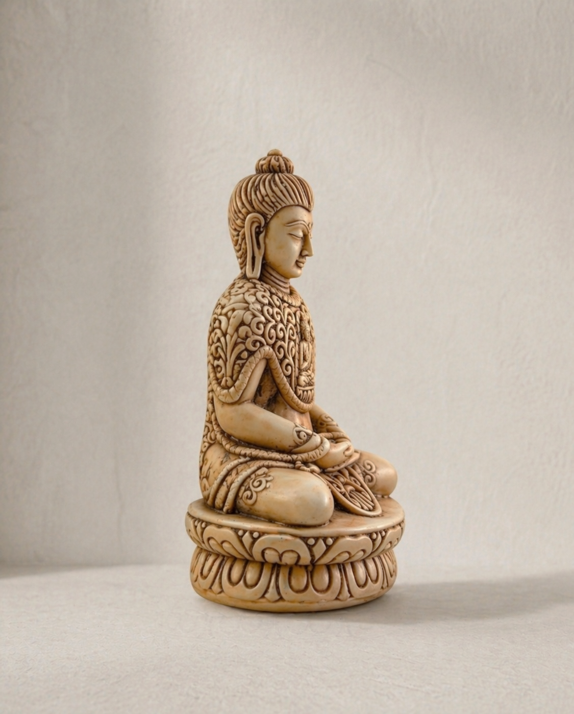 Buddha Meditating Statue