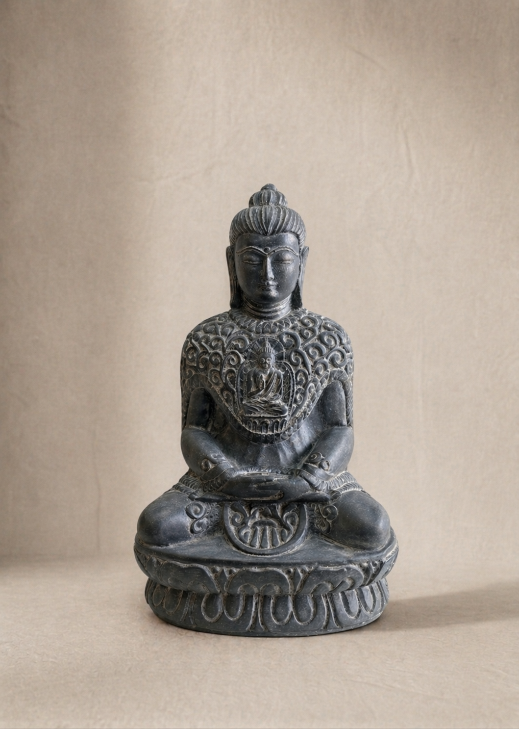 Buddha Meditating Statue