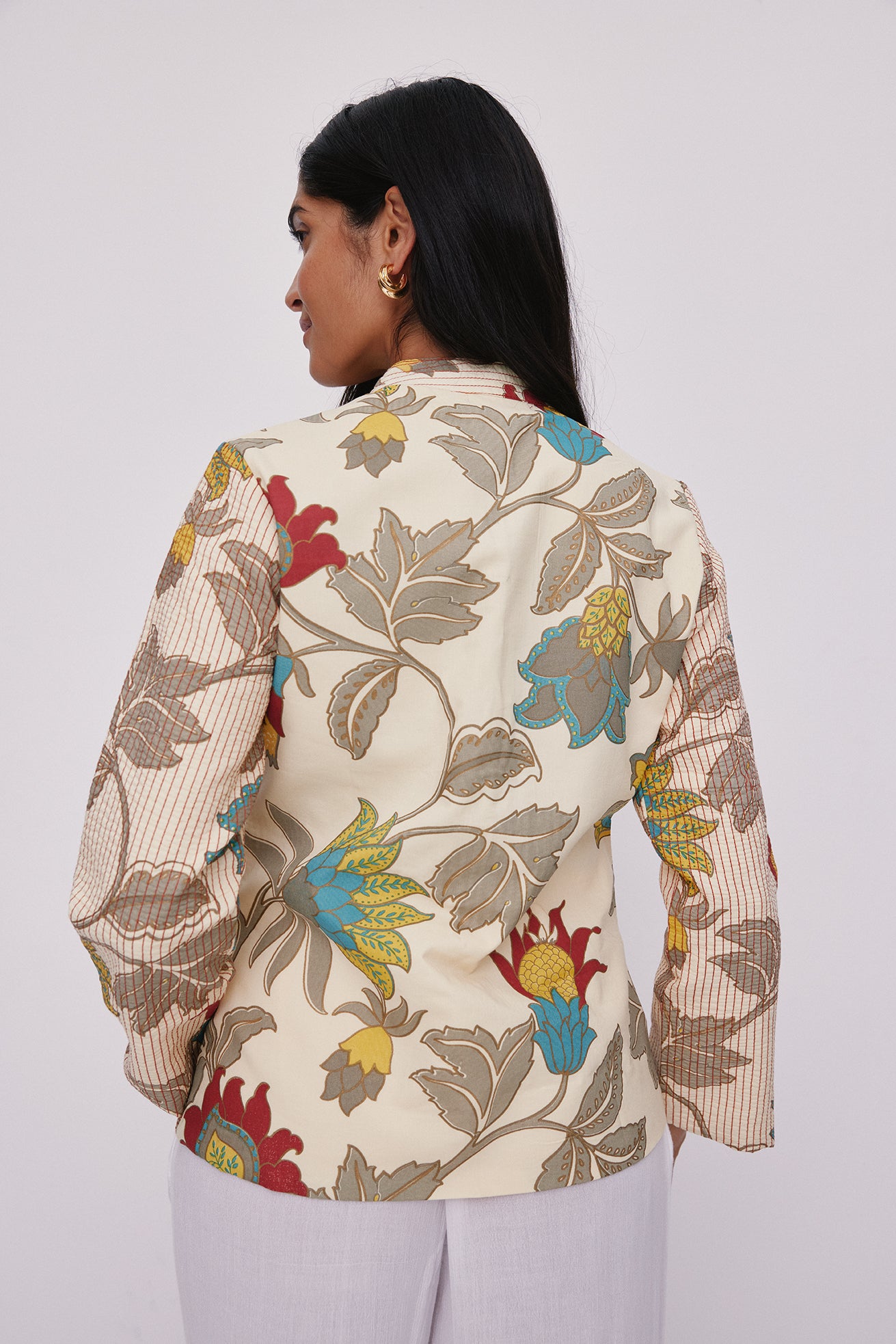 Veste matelassée à fleurs