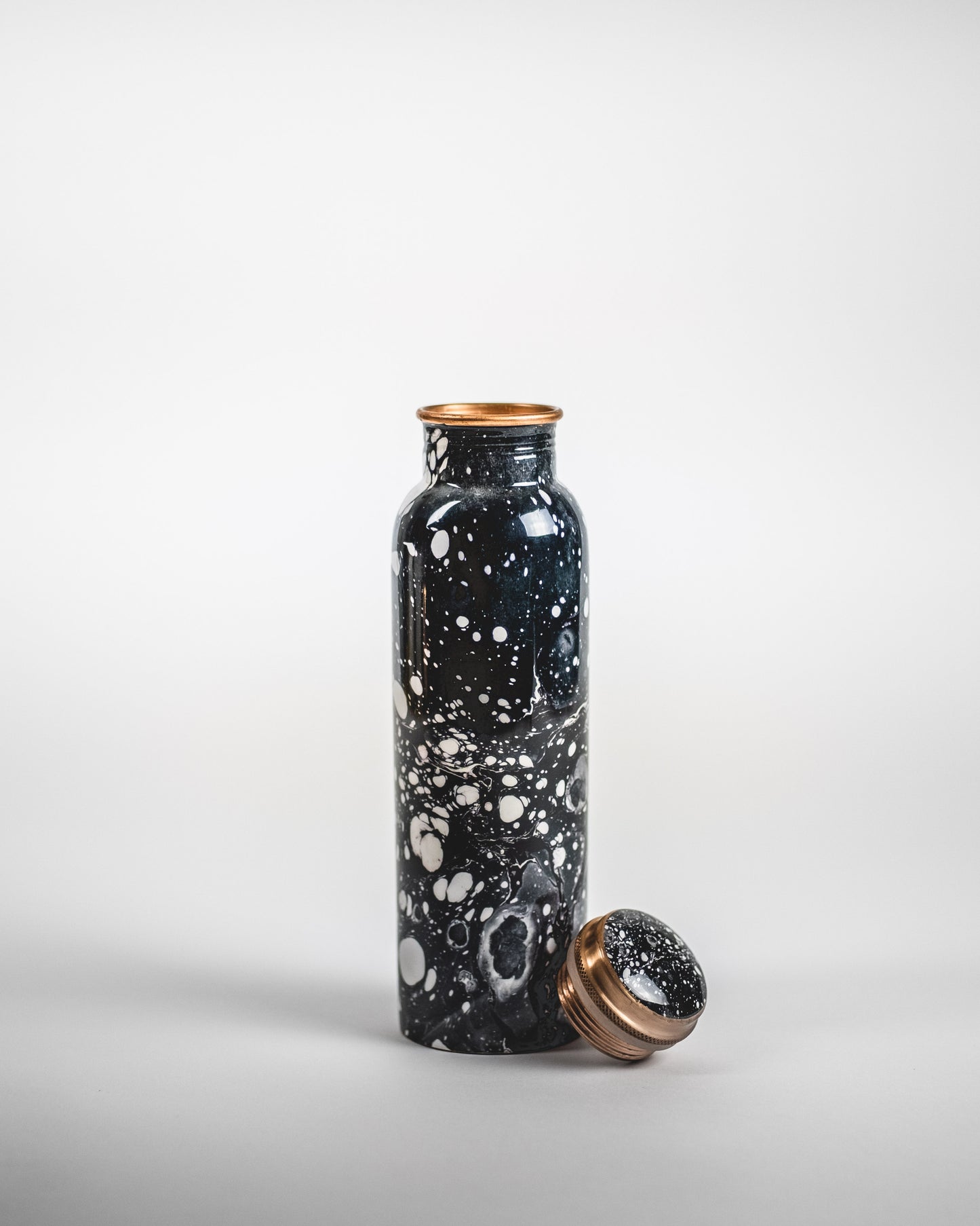 BLACK DOTTY BOTTLE