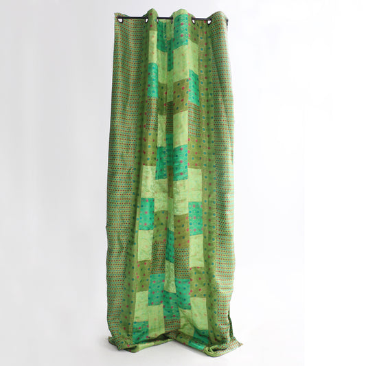 MINTY CURTAIN