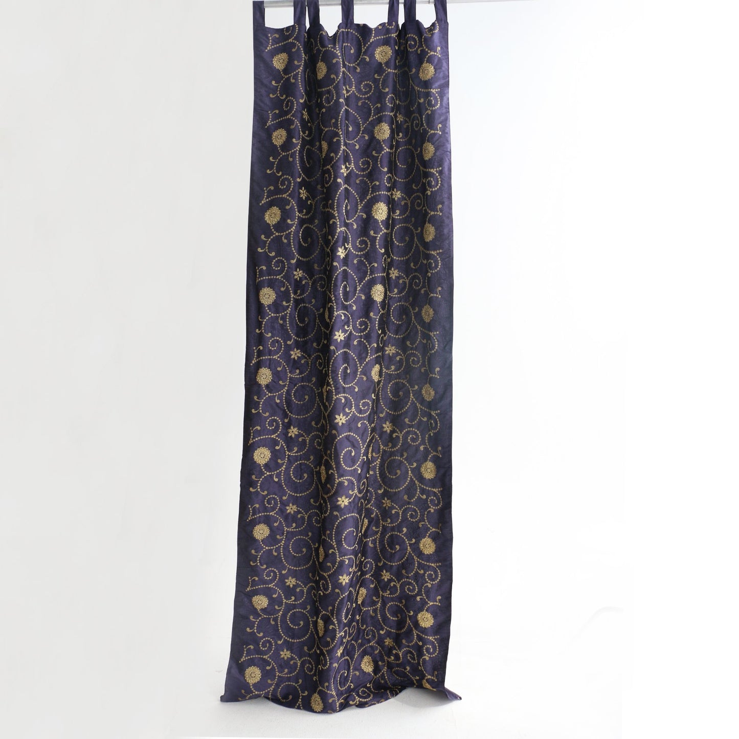 REMINI CURTAIN